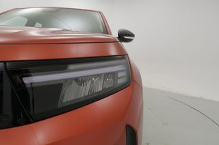 Opel Frontera 1.2T XHT Hybrid eDCT6 107kW Edition