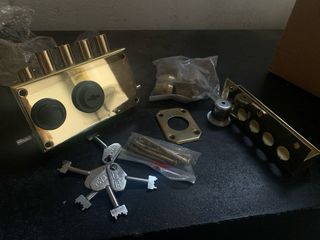 Cerradura Tover para puerta, nueva