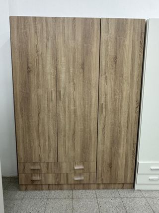 Armarios de 3 puertas Nuevos! 3 colores 150x200cm