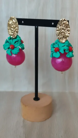 Pendientes flor bola resina