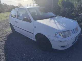 Volkswagen Polo 1.0
