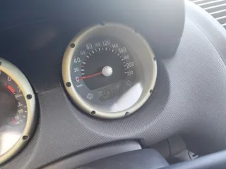 Volkswagen Polo 1.0