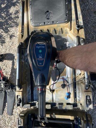 Kayak de Pesca Profesional a Pedales, Motor, Sonda