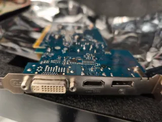 Tarjeta Gráfica HP NVIDIA GT 640 4GB