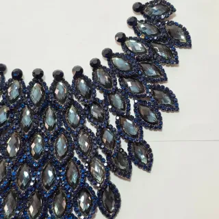 Collana bigiotteria a ventaglio elementi a goccia