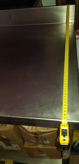 Mesa de acero inoxidable