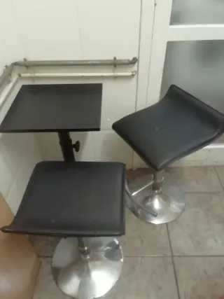 Mesa y Taburete Negro Ajustable
