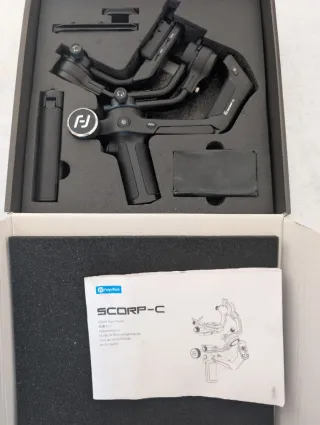 Estabilizador FeiyuTech SCORP-C Gimbal 3 Ejes