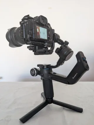 Estabilizador FeiyuTech SCORP-C Gimbal 3 Ejes