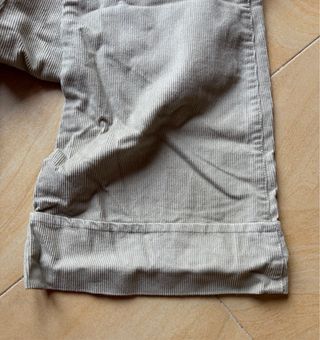 Pantalón de pana beige
