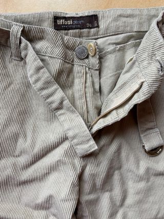 Pantalón de pana beige