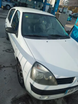 Renault Clio 2005