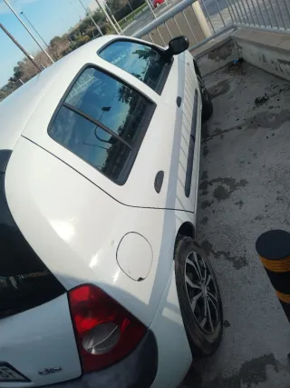 Renault Clio 2005