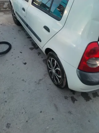 Renault Clio 2005