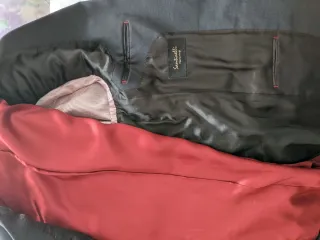 Giacca Santinelli grigia con fodera rossa