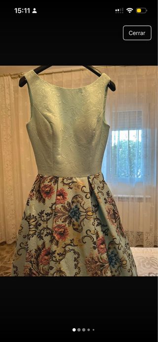 Vestido de fiesta verde floral