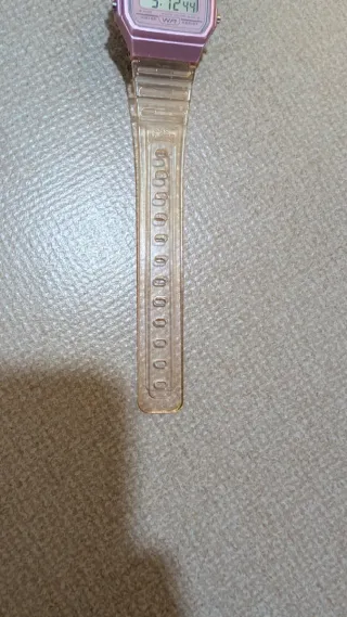 Reloj Casio Digital Transparente Rosa