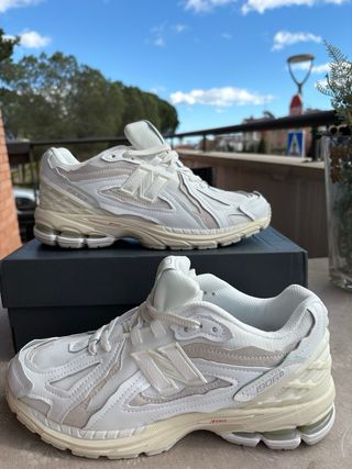 New Balance 1906R Beige/Blanco