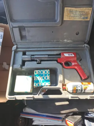 Pistola de clavos Apollo