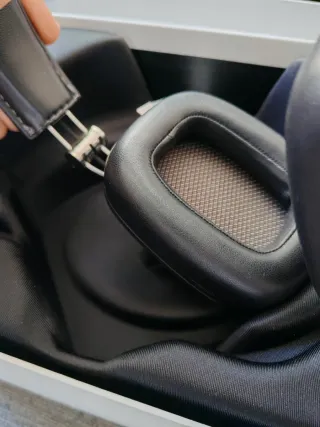 Bowers & Wilkins P7 Wireless Auriculares