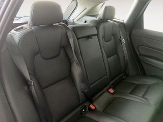 Volvo XC60 B4 R Design 2WD