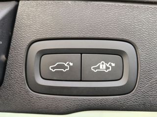 Volvo XC60 B4 R Design 2WD