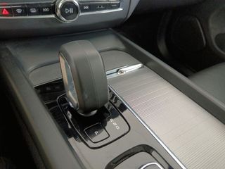 Volvo XC60 B4 R Design 2WD