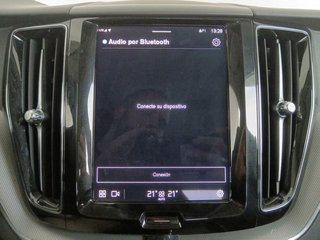 Volvo XC60 B4 R Design 2WD