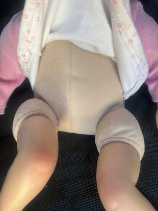 Muñeca bebé realista robot