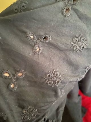 Vestido negro verano con volantes