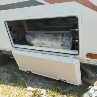 Caravana WEINSBERG TARA 850 kg PMA  1200kg