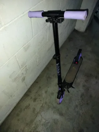 Patinete niña plegable morado