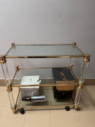 Mesita de salón con ruedas