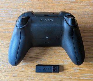 Mando Xbox Series X Carbon Black + Adaptador USB