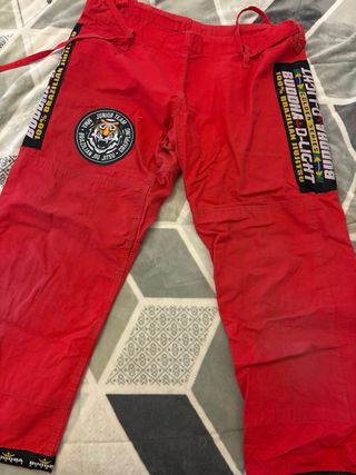 Kimono Jiu Jitsu Buddha Light Rojo