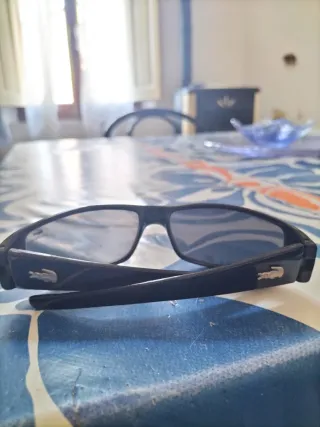 Occhiali da sole LACOSTE