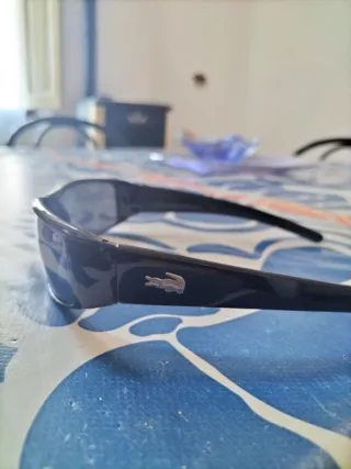 Occhiali da sole LACOSTE