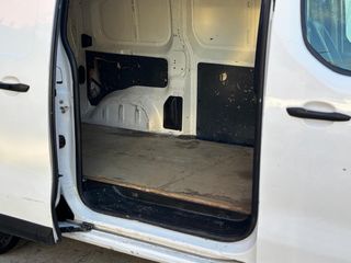 Peugeot Expert - Noviembre 2021