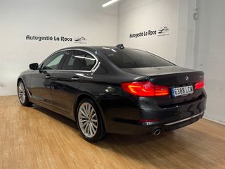 BMW Serie 5 LUXURY  2019