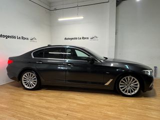 BMW Serie 5 LUXURY  2019