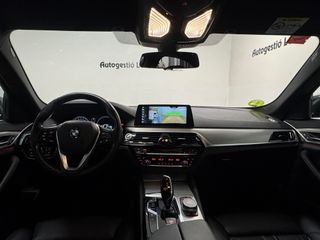 BMW Serie 5 LUXURY  2019