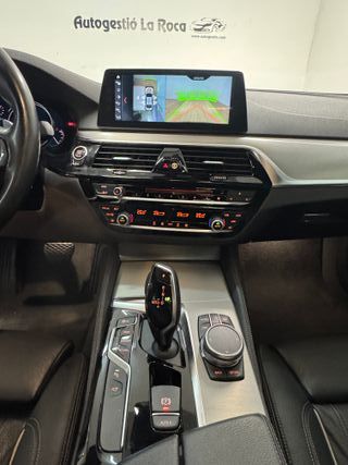 BMW Serie 5 LUXURY  2019