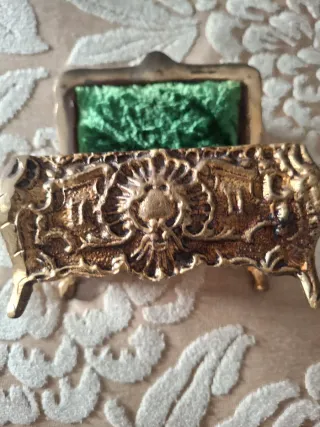 Cajita joyero bronce antigua