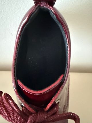 Zapato Pabloky charol granate T.30