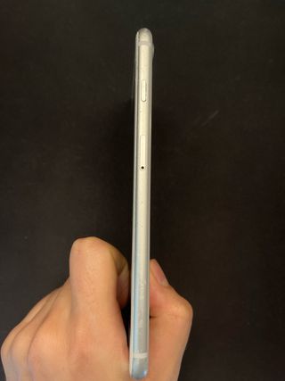 iPhone 8 Plus 64GB Plata