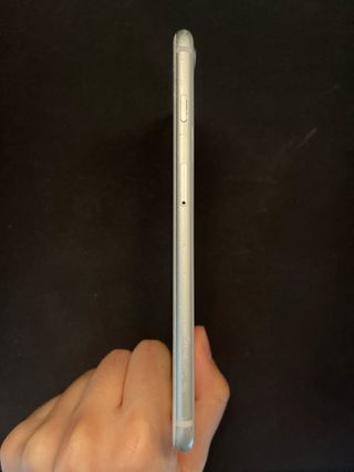 iPhone 8 Plus 64GB Plata