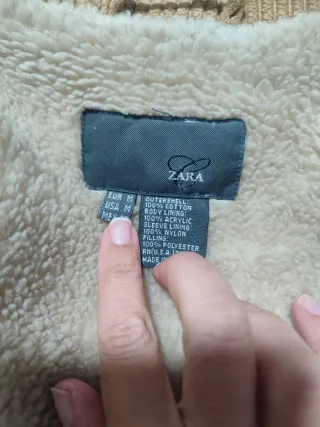 Zara Chaqueta Corduroy Beige Cremallera talla M