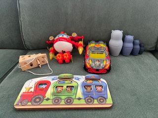 Lote Juguetes: Avión, Coche, Tren, Muñecas