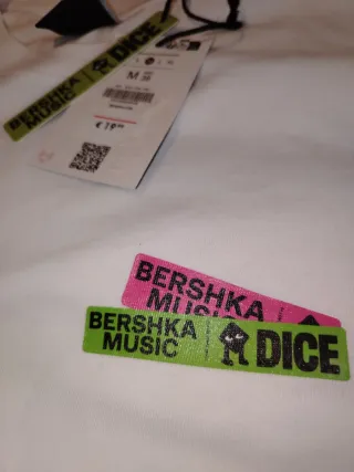 Camiseta Bershka sin usar Talla M