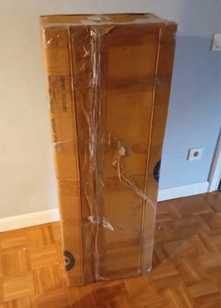 Aparador de madera con 2 cajones